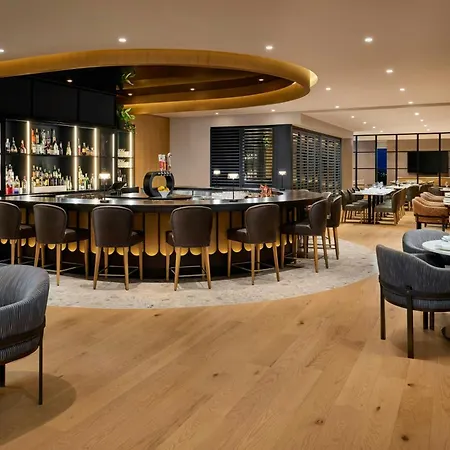 Omage Hotel, Montreal Laval, A Tribute Portfolio Hotel-3