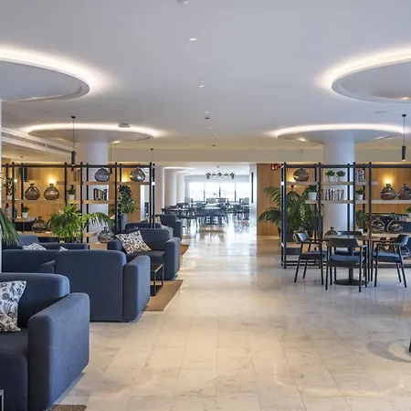 Hotel Tahiti Playa & Suites 4Sup-2