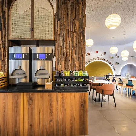 Ibis Styles Paris Meteor Avenue D'Italie-2