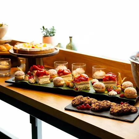 Moxy Brussels City Center-3