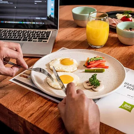 Ibis Styles Lima San Isidro-3