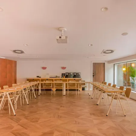 Ibis Styles Sevilla City Santa Justa-3