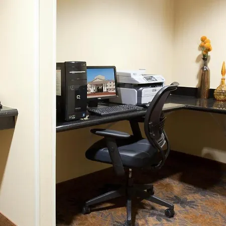 Holiday Inn Express Hotel & Suites Lamar By Ihg-3