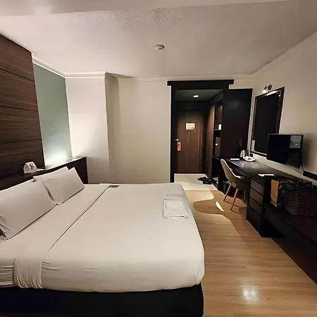 Holiday Garden Hotel-3