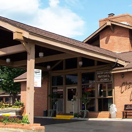 Charles Wesley Motor Lodge Downtown Broken Bow- Hochatown-3