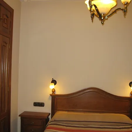 Hostal Granada-2