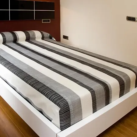 Apartamentos Domus Stellae-3