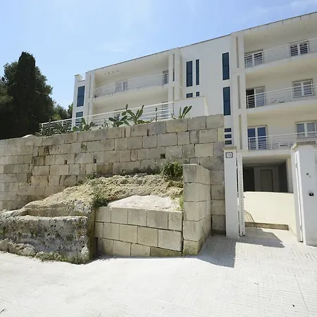 Hypogeum Suites & Apartments-3