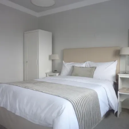Westwinds Guestlodge-3