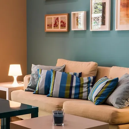 Born Barcelona Hostel (Adults Only)-3