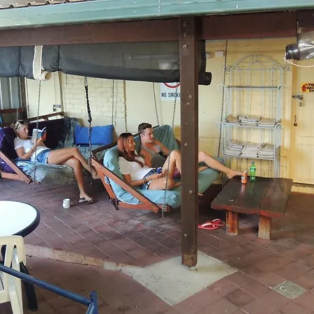 Reef Lodge Backpackers-2