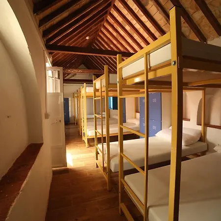 Wake Up In Tarifa Hostel & Restaurant Lounge-2