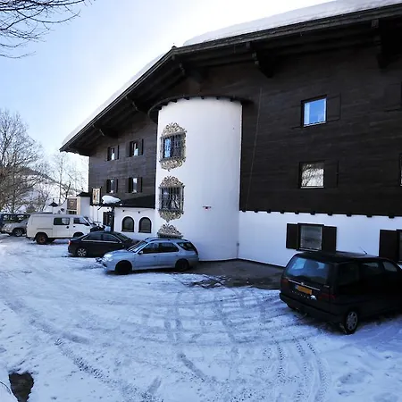 Auhof-3