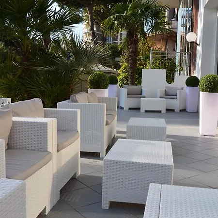 Hotel Mirage-3