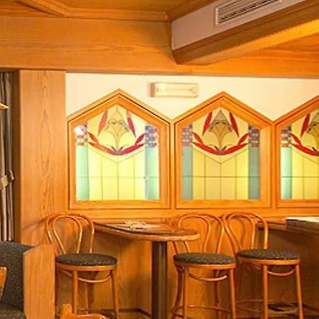 Hotel Sureghes-2