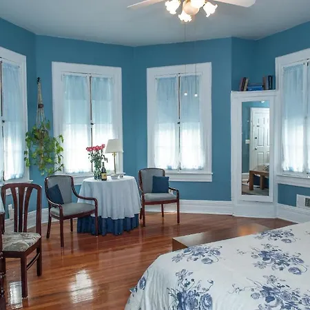Cedars & Beeches Bed & Breakfast-3