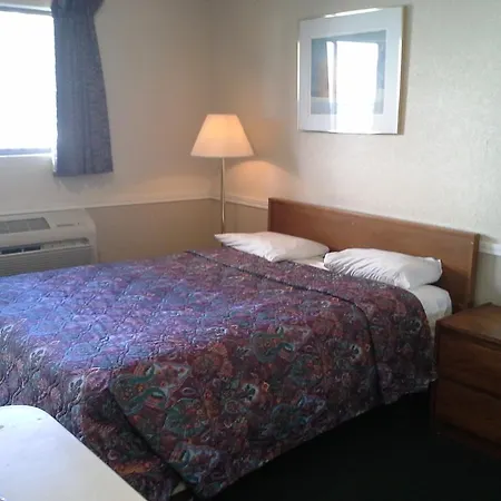 Howard Johnson Tulsa-2