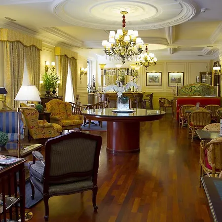 Hotel Carlos V-2