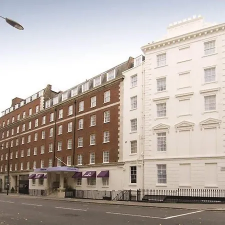 Premier Inn London Victoria-3