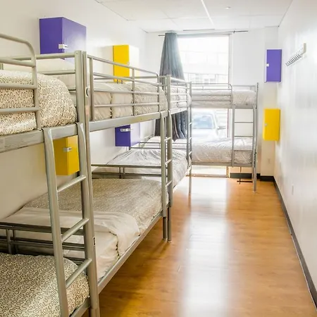 Wicked Hostels - Calgary-2