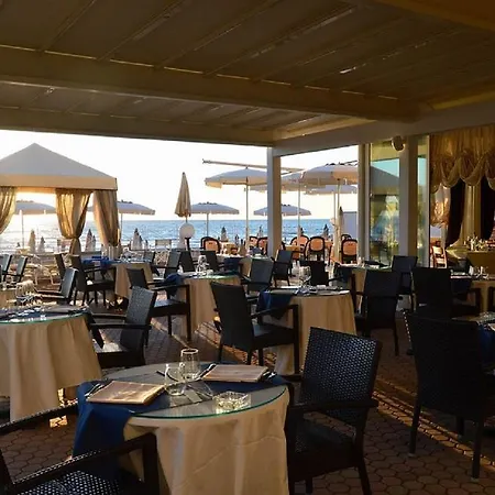 Hotel Sabbia D'oro-3