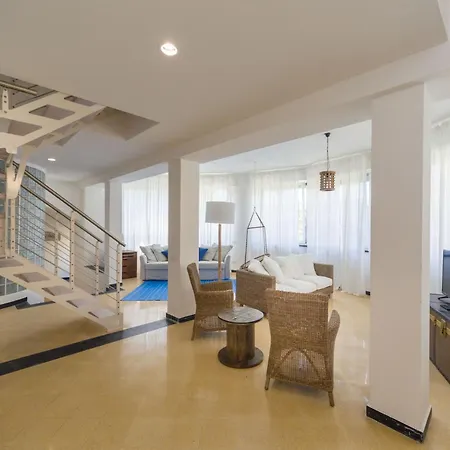 Cinque Terre Moneglia Apartments-2
