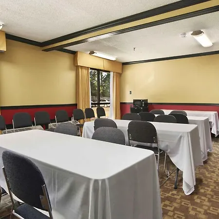 Quality Inn Texarkana-3