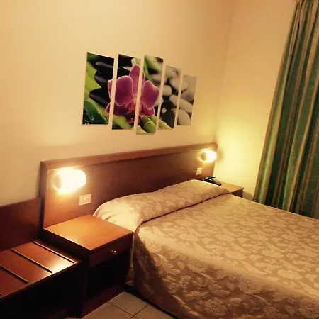 Hotel Paradiso-2