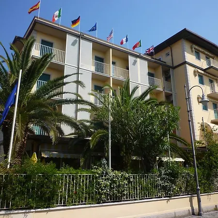 Hotel Riva-3