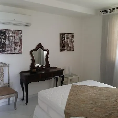 Habana Beach Flat-3
