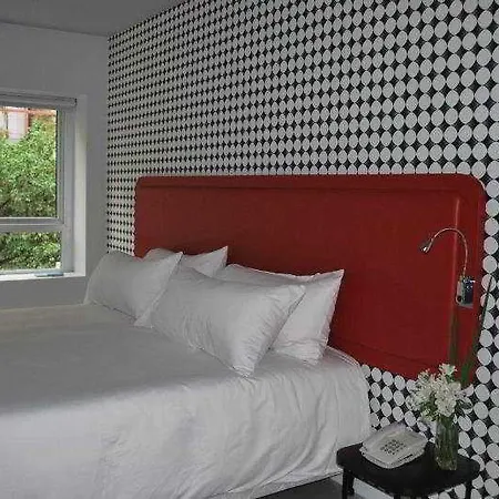 Pop Hotel-3