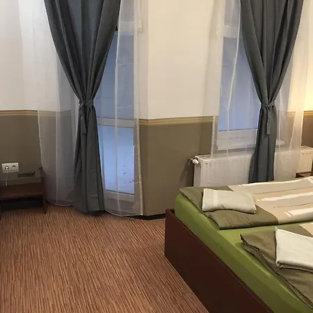 Elvis Guesthouse-3
