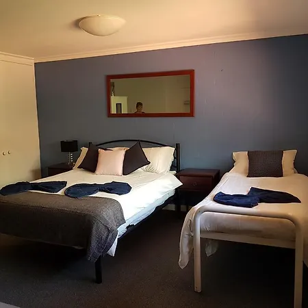 Townsend Lodge-2