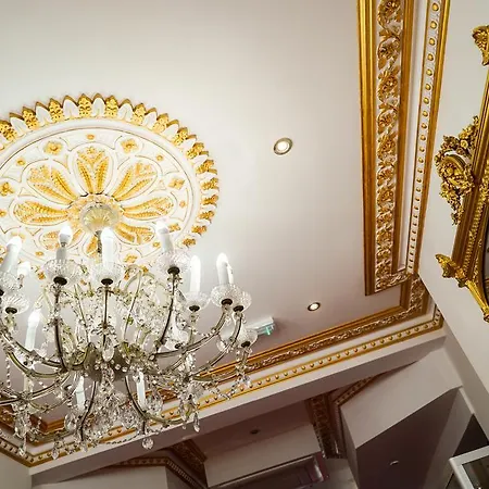 Clapham South Belvedere Hotel-2