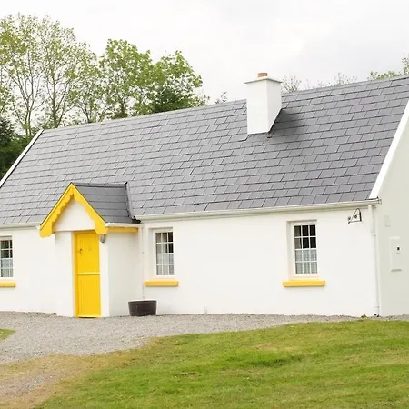 Killarney Lakeland Cottages-2