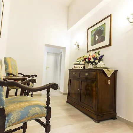 Palazzo D'Auria Aparthotel-3