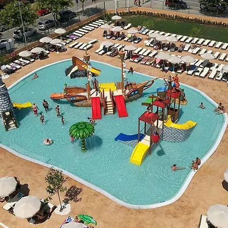 Hotel Sorra Daurada Splash-2