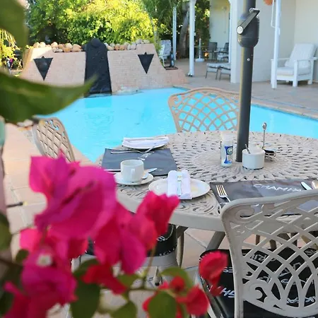 Paradiso Guesthouse & Self-Catering Cottage-3