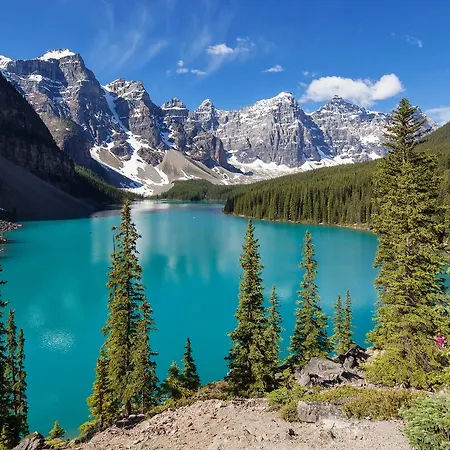 Moraine Lake Lodge-2
