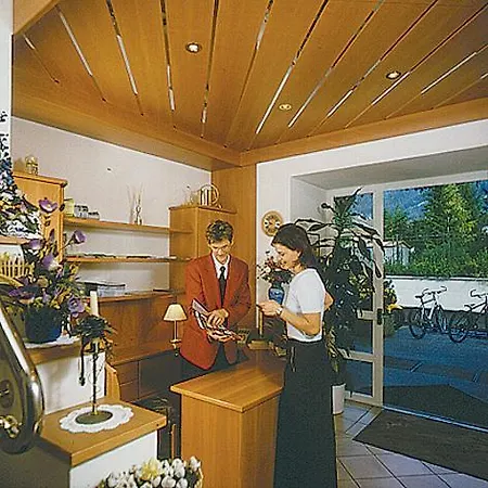 Hotel Residence Lorenz-2