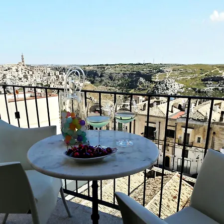 Limen Matera Guesthouse-3