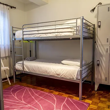 Hostel Carvalho-2