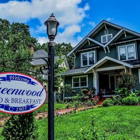 Greenwood Bed & Breakfast-3