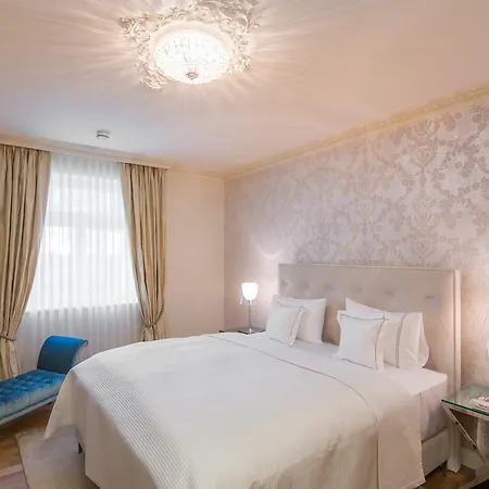 Rubin Luxury Apartments (Adults Only)-2