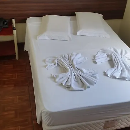 Hotel Piratini-3