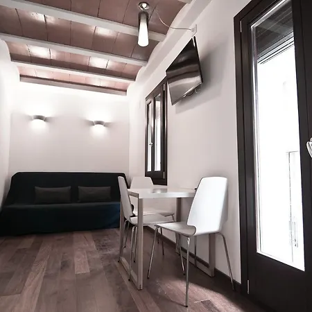 Barcelona Beach Apartments-2