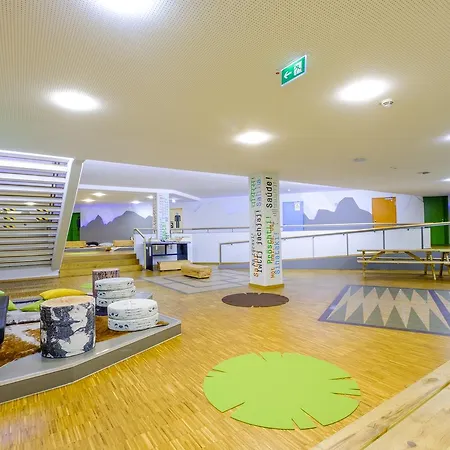 Hi Munich Park Youth Hostel-2
