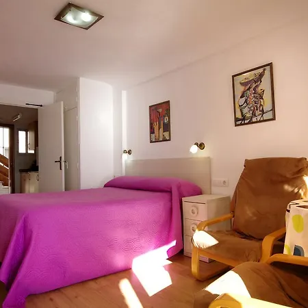 Apartamentos Los Pinos-2