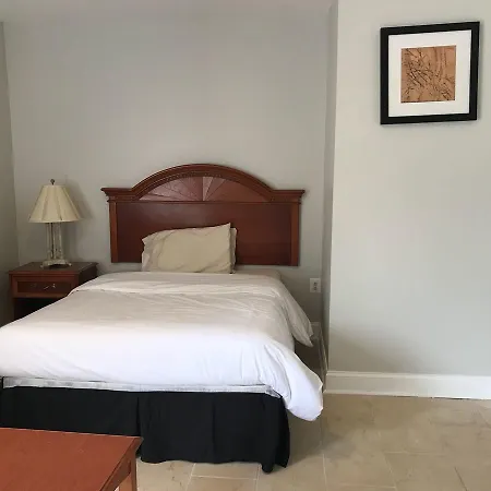 Red Carpet Inn, Alexandria-2