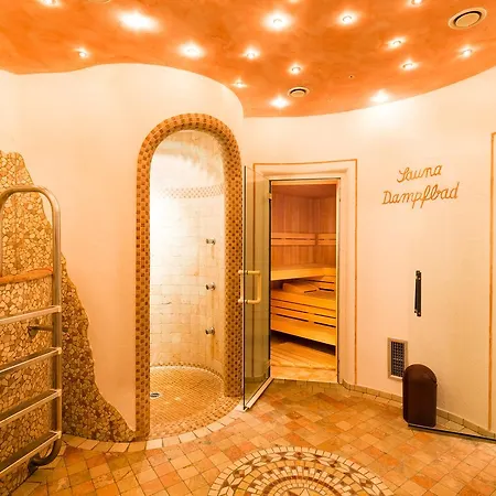 Hotel Rosenheim-3
